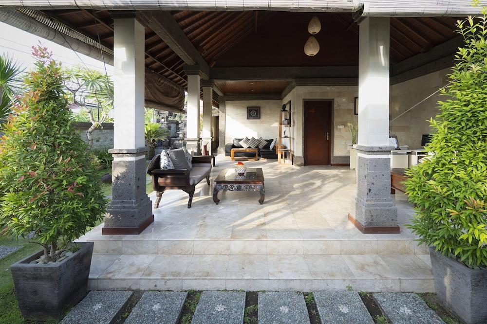 Bali Prime Villas Kerobokan  Exterior photo